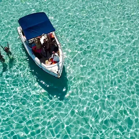 Aura Beachfront By Nomads * Πόλη