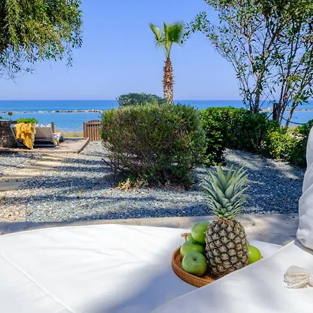 Aura Beachfront By Nomads Πόλη