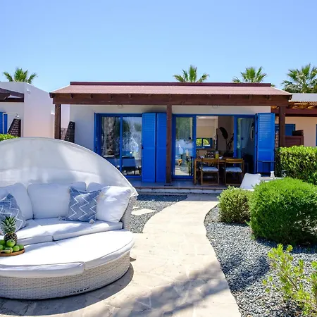 Aura Beachfront By Nomads Polis